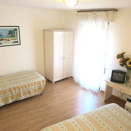 Eco Zanella Hotel Nago-Torbole