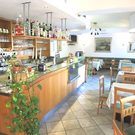 Hotel Eco Zanella Nago-Torbole